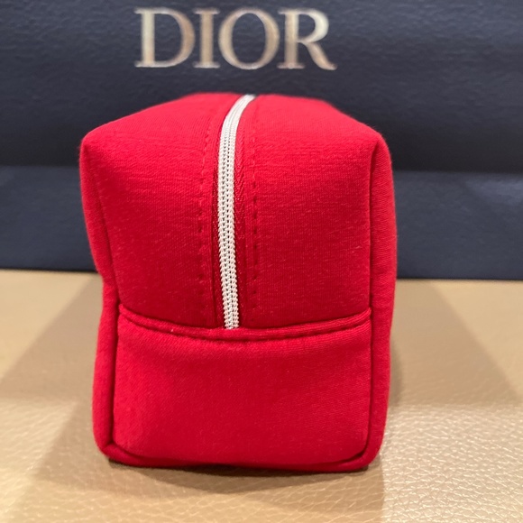 Dior Beauty Red Make up Bag Pouch Dior Logo Travel case, New - Picture 3 of 5